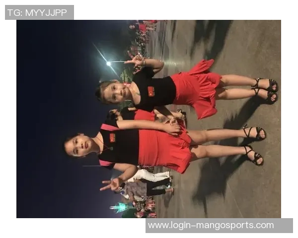 李秀英畅谈滑板生涯与运动对话的精彩瞬间与成长历程 李秀英畅谈滑板生涯与运动对话的精彩瞬间与成长历程