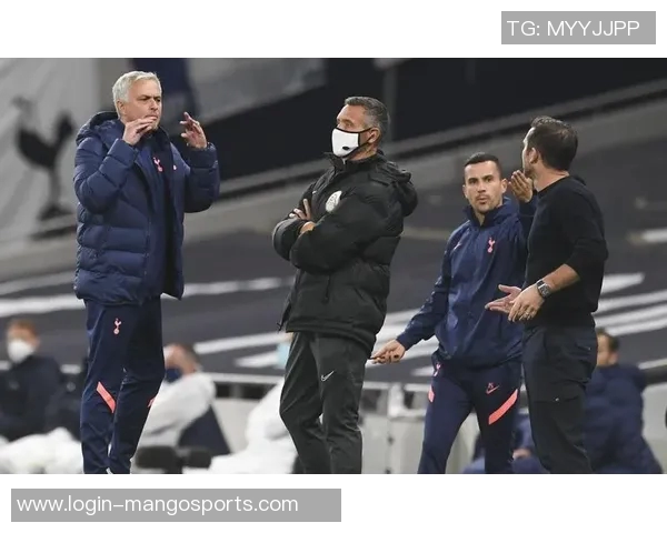 兰帕德与穆里尼奥的战术较量与足球哲学的深度对话 兰帕德与穆里尼奥的战术较量与足球哲学的深度对话